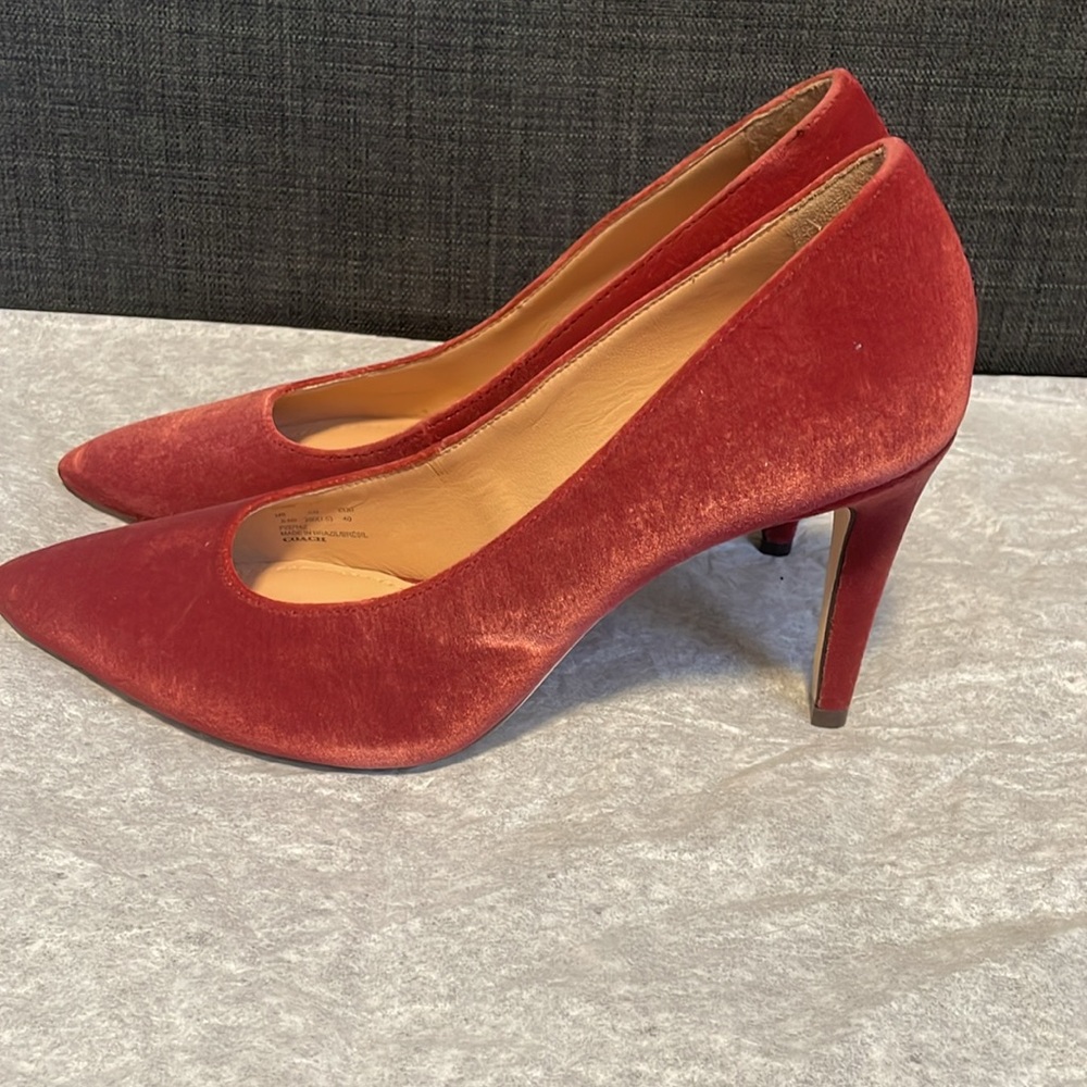 Coach Skyler Velvet Heels - Picture 2 of 6